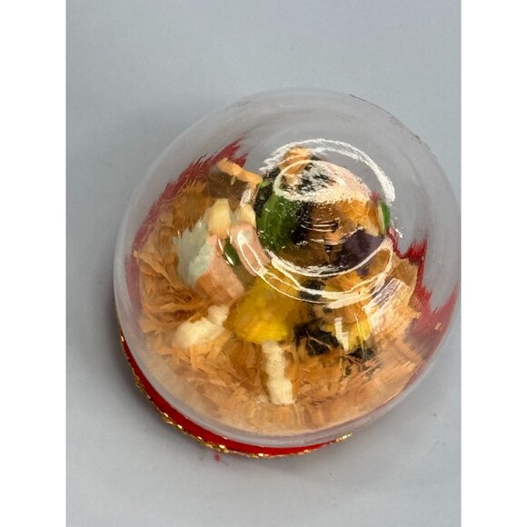 Vintage Nativity Scene Snow Globe With Red & Gold Base - Picture 3 of 10